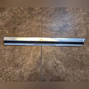 1976 | INTERNATIONAL | Scout Driver Trim LQP Moulding